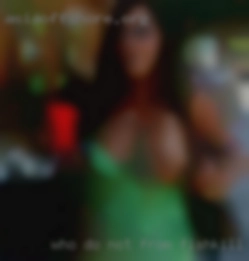 Who from Fishkill, NY do not mind being with a couple.